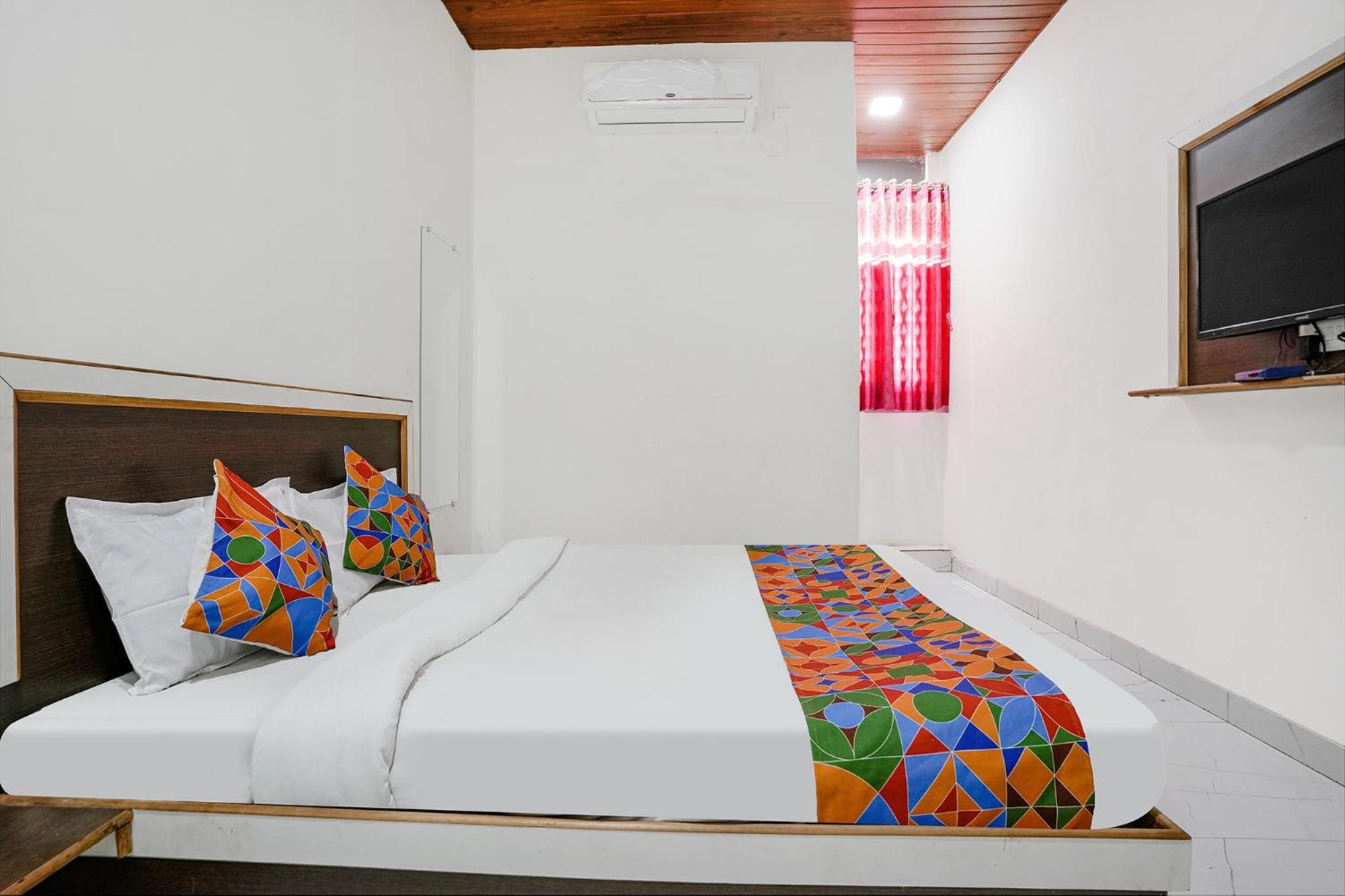 Fabexpress Sai Lodging I - Nr Nashik Railway Station Luaran gambar