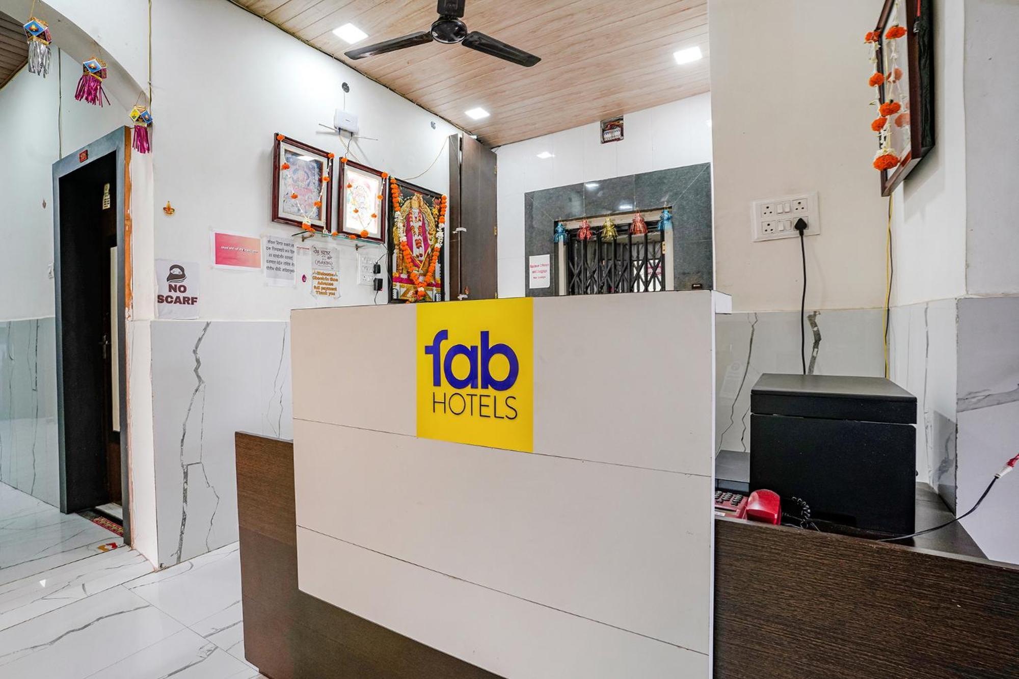 Fabexpress Sai Lodging I - Nr Nashik Railway Station Luaran gambar